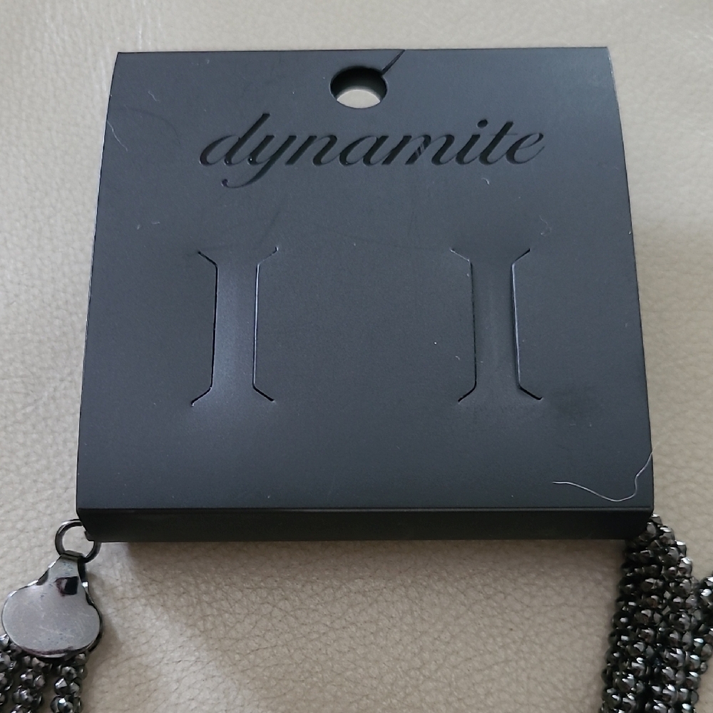 Dynamite Necklace - Picture 2 of 8